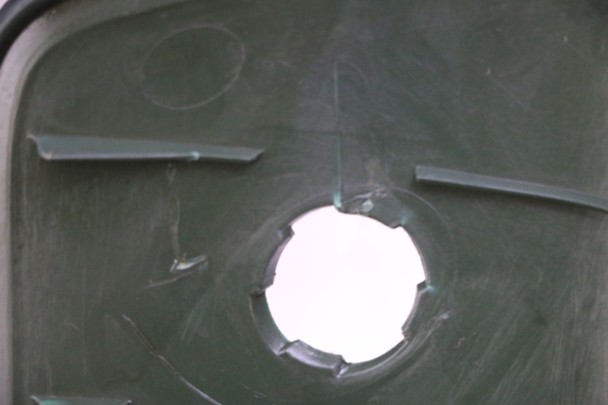 photo de TAPA FRONTAL  PEUGEOT ELYSEO 125 (1999 - 2004) - Zoom estado de uso