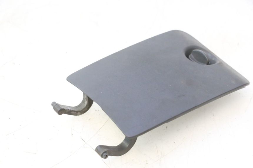 photo de TAPA DE INSPECCIÓN DELANTERA HONDA FES PANTHEON 125 (2003 - 2007) - Otra perspectiva