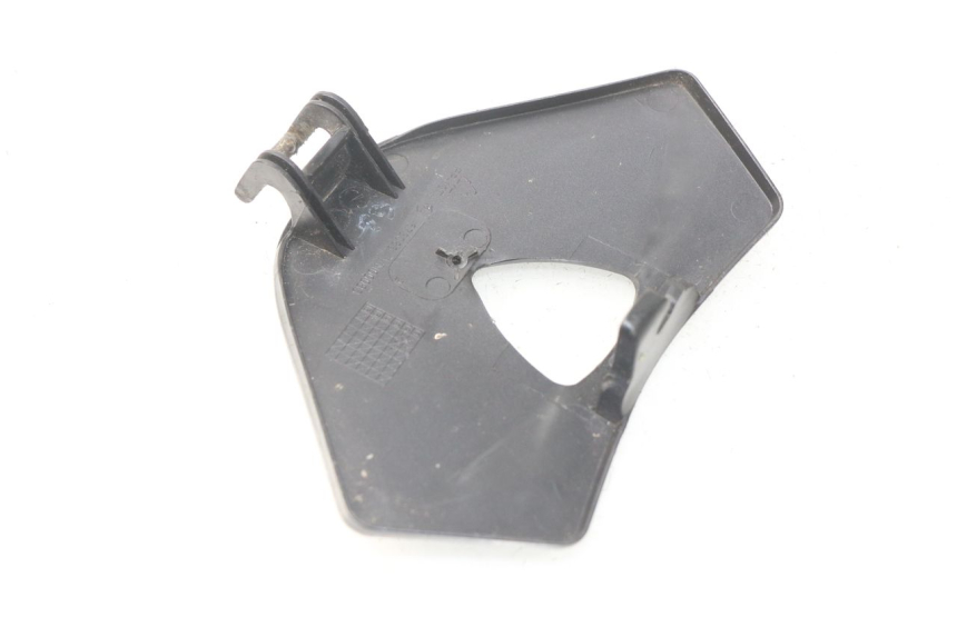 photo de TAPA FRONTAL  PIAGGIO FLY IE 125 (2012 - 2017) - Zoom estado de uso