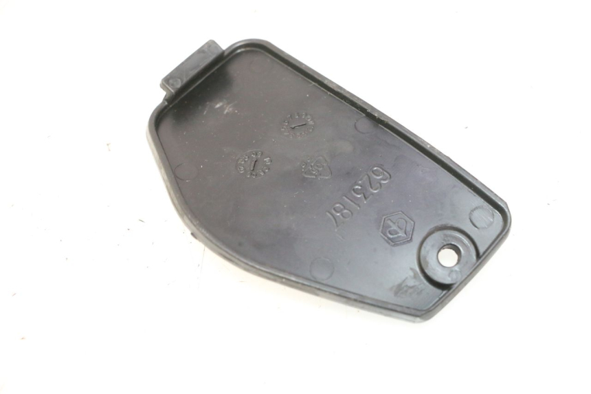 photo de TAPA DE INSPECCIÓN DELANTERA PIAGGIO MP3 LT 400 (2007 - 2012) - Detalle de la pieza
