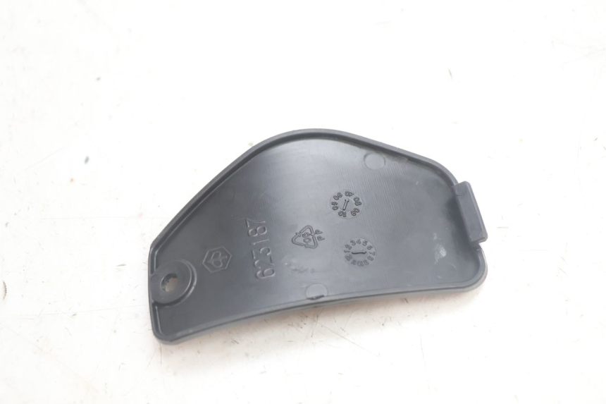 photo de TAPA FRONTAL  PIAGGIO MP3 125 (2006 - 2014) - Zoom estado de uso