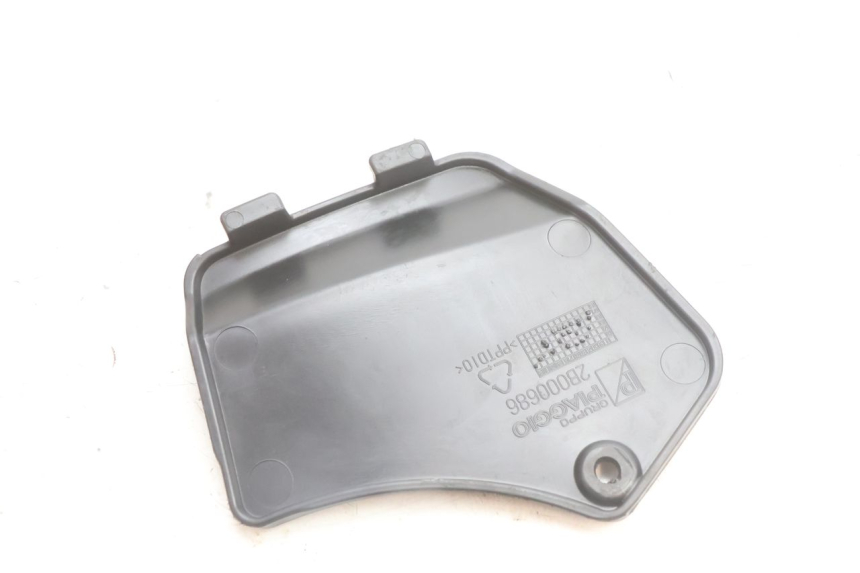 photo de TAPA FRONTAL  PIAGGIO MP3 500 (2016 - 2018) - Zoom estado de uso