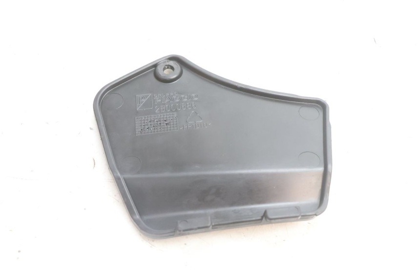 photo de TAPA FRONTAL  PIAGGIO MP3 500 (2016 - 2018) - Otra perspectiva
