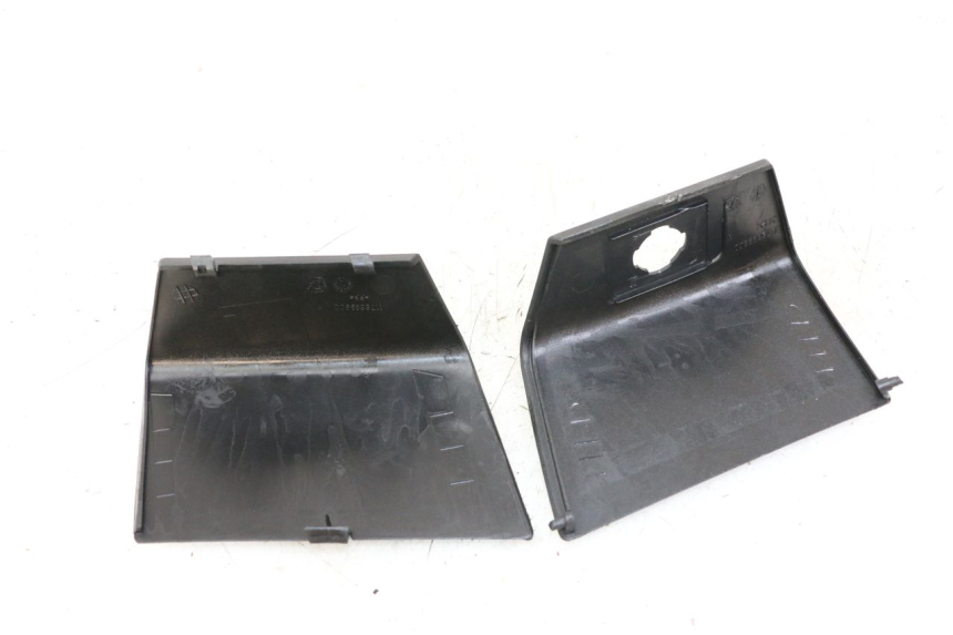 photo de TAPA FRONTAL  PEUGEOT SATELIS COMPRESSOR K15 125 (2006 - 2009) - Detalle de la pieza