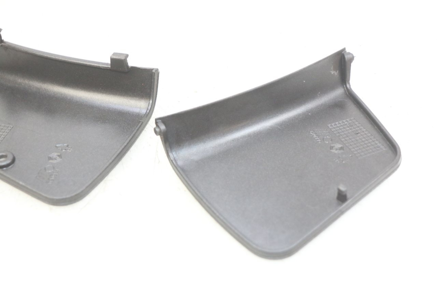 photo de TAPA DE INSPECCIÓN DELANTERA PIAGGIO X8 125 (2004 - 2007) - Detalle de la pieza