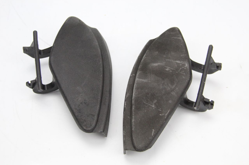 photo de TAPA FRONTAL  PIAGGIO X9 125 (2000 - 2003) - Detalle de la pieza