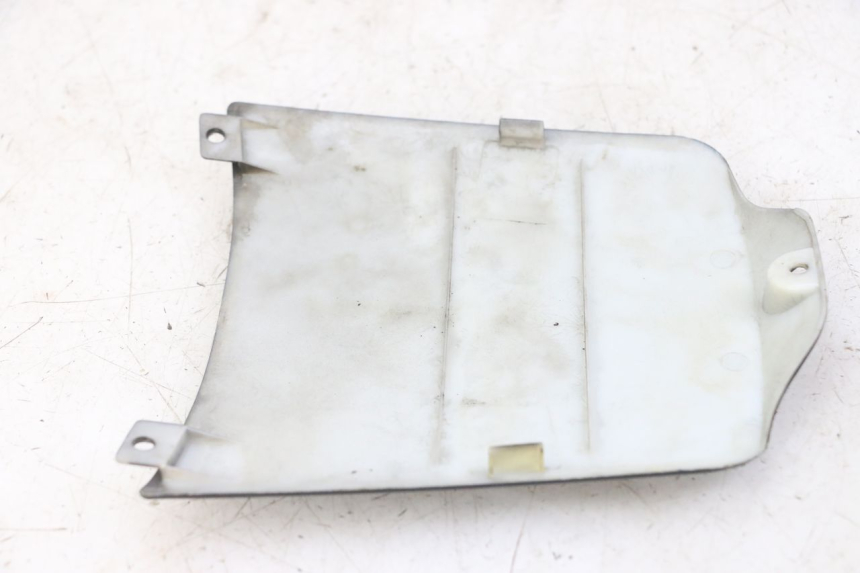 photo de TAPA MBK BOOSTER SPIRIT NAKED 50 (2004 - 2017) - Detalle de la pieza