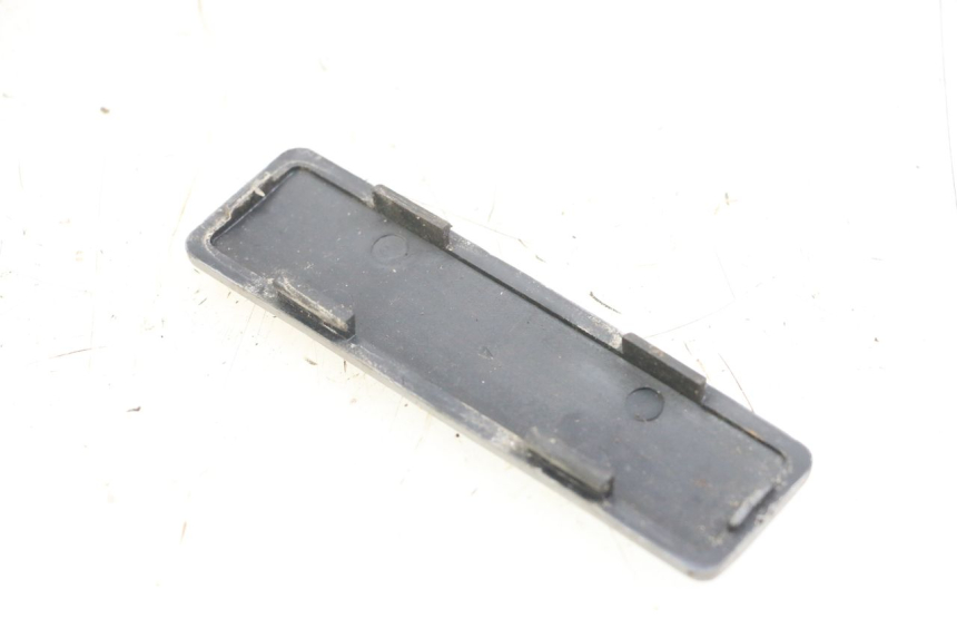 photo de TAPA DE INSPECCIÓN YAMAHA CYGNUS X 125 (2004 - 2007) - Detalle de la pieza