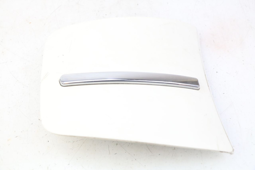 photo de TAPA DE INSPECCIÓN DERECHA PEUGEOT DJANGO 2T 50 (2014 - 2019) - Otra perspectiva