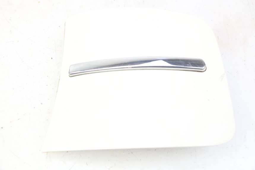 photo de TAPA DE INSPECCIÓN DERECHA PEUGEOT DJANGO 2T 50 (2014 - 2019) - Vista general del producto