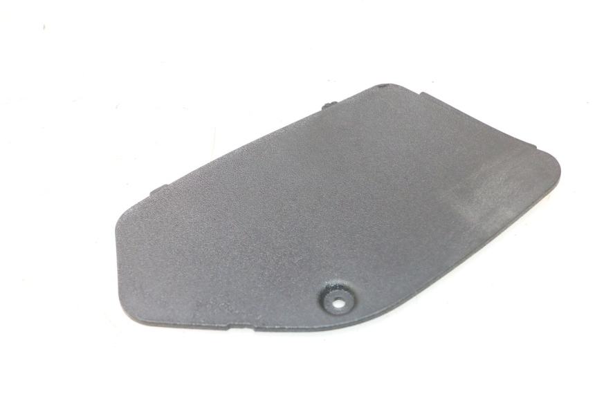 photo de TAPA DE INSPECCIÓN DERECHA PIAGGIO MP3 LT 400 (2007 - 2012) - Zoom estado de uso