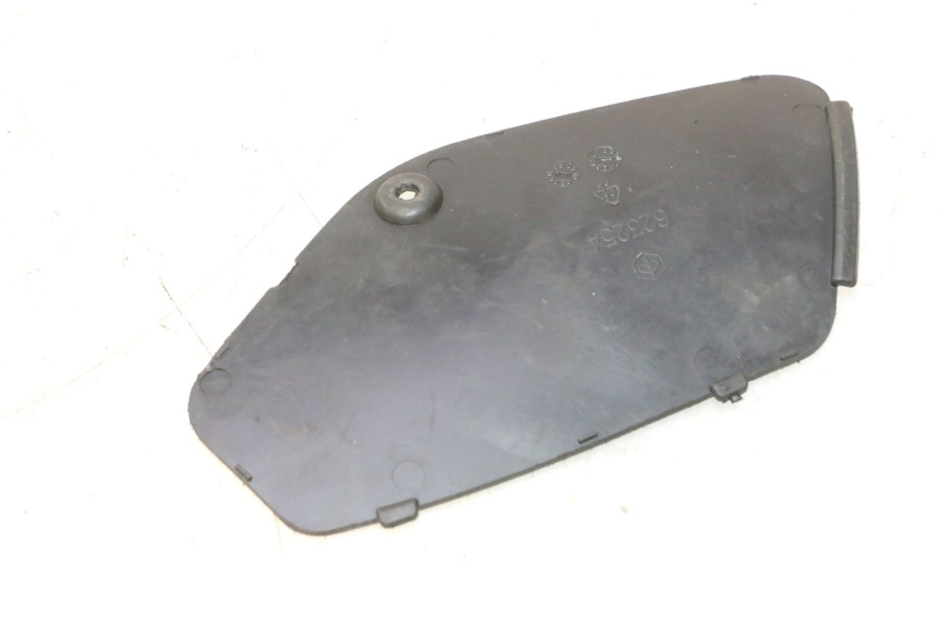photo de TAPA DE INSPECCIÓN DERECHA PIAGGIO MP3 125 (2006 - 2014) - Detalle de la pieza