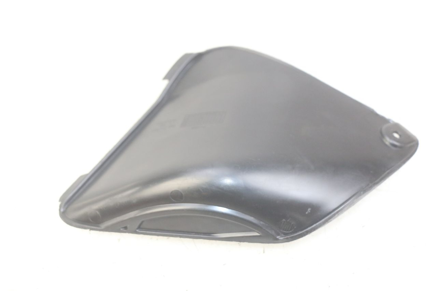 photo de TAPA DE INSPECCIÓN DERECHA HONDA VISION NSC R 50 (2013 - 2015) - Zoom estado de uso