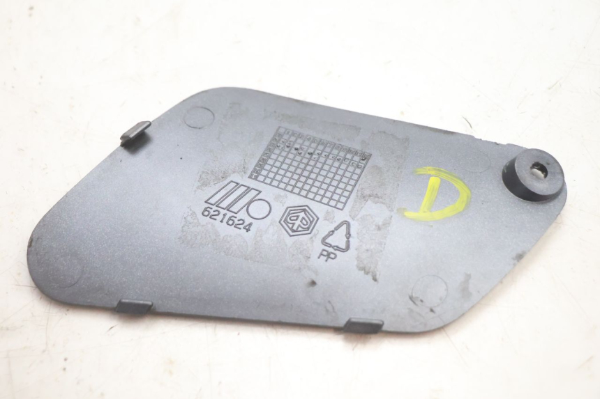 photo de TAPA DE INSPECCIÓN DERECHA PIAGGIO X9 EVOLUTION 125 (2003 - 2007) - Otra perspectiva
