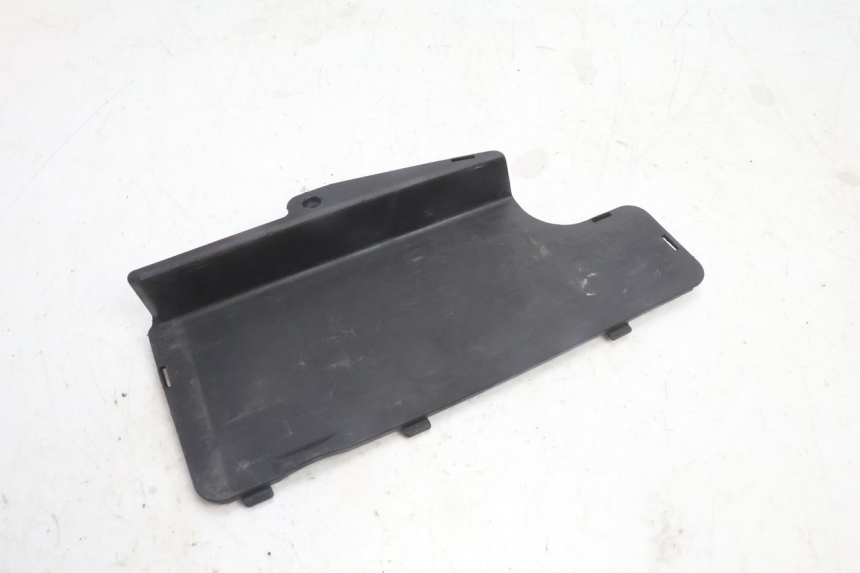 photo de TAPA HONDA FES PANTHEON 2T 125 (1998 - 2002) - Detalle de la pieza