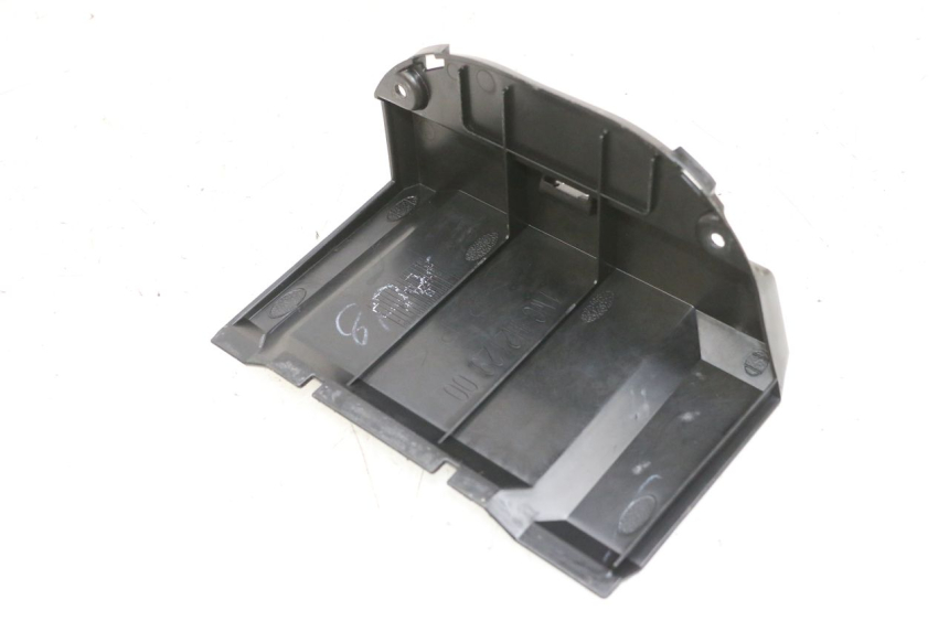 photo de TAPA DE ACCESO MBK FLIPPER 115 (2013 - 2017) - Zoom estado de uso