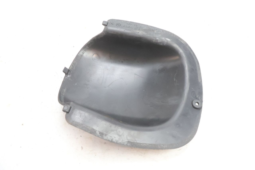 photo de TAPA DE INSPECCIóN PIAGGIO FLY 2T 50 (2004 - 2017) - Detalles de los puntos de fijación