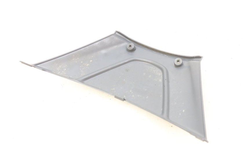 photo de TAPA DE INSPECCIÓN PIAGGIO FLY 100 (2006 - 2010) - Detalle de la pieza