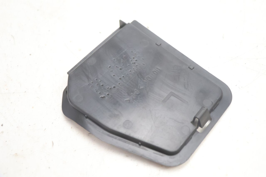 photo de TAPA IZQUIERDA HONDA FJS SILVER WING SILVERWING 400 (2005 - 2008) - Otra perspectiva