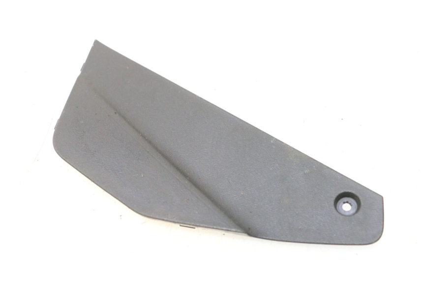 photo de TAPA IZQUIERDA PIAGGIO MP3 HPE 530 (2022 - 2026) - Zoom estado de uso