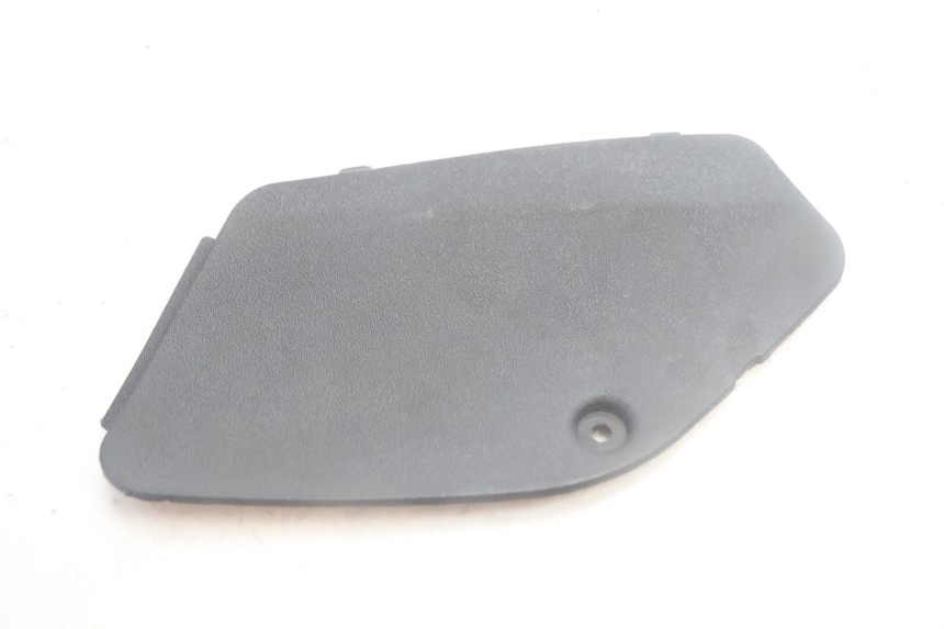 photo de TAPA IZQUIERDA PIAGGIO MP3 500 (2016 - 2018) - Detalle de la pieza