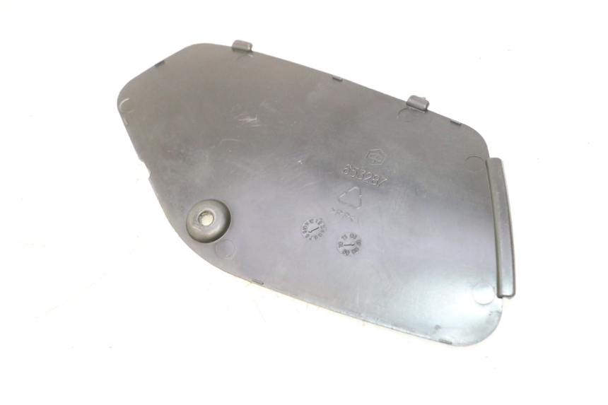 photo de TAPA IZQUIERDA PIAGGIO MP3 125 (2006 - 2014) - Detalle de la pieza
