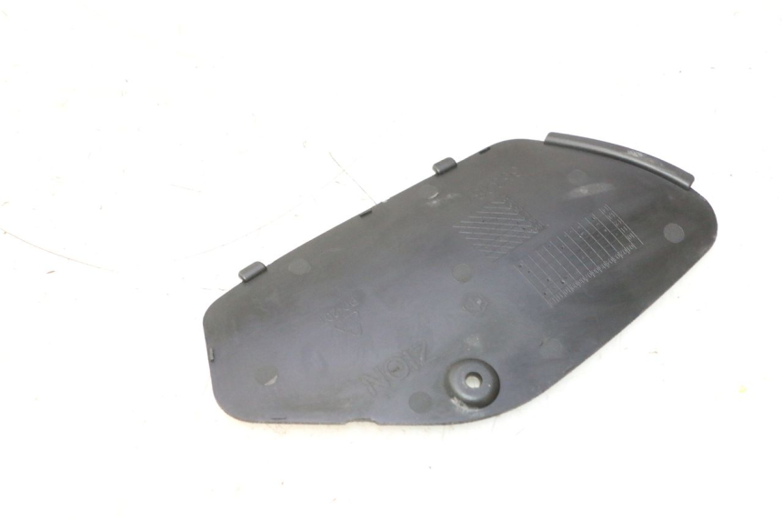 photo de TAPA IZQUIERDA PIAGGIO MP3 500 (2016 - 2018) - Detalle de la pieza