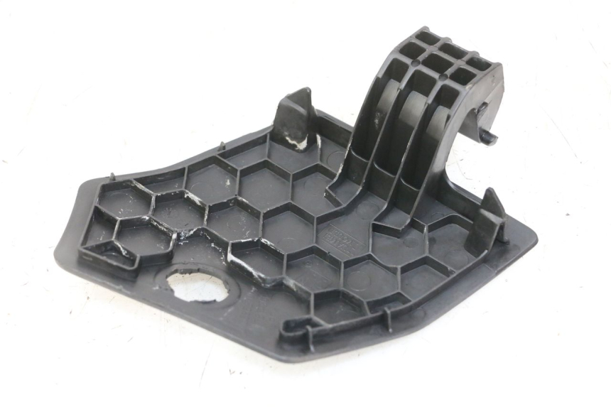 photo de TAPA IZQUIERDA PEUGEOT CITYSTAR 50 (2013 - 2017) - Detalle de la pieza