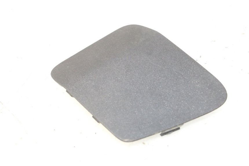photo de TAPA DE ACCESO IZQUIERDA PEUGEOT SATELIS 125 (2013 - 2018) - Otra perspectiva