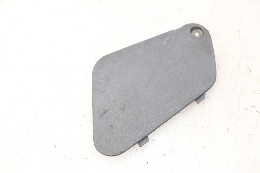 photo de TAPA DE INSPECCIÓN IZQUIERDA PIAGGIO X9 EVOLUTION 125 (2003 - 2007) - Zoom estado de uso