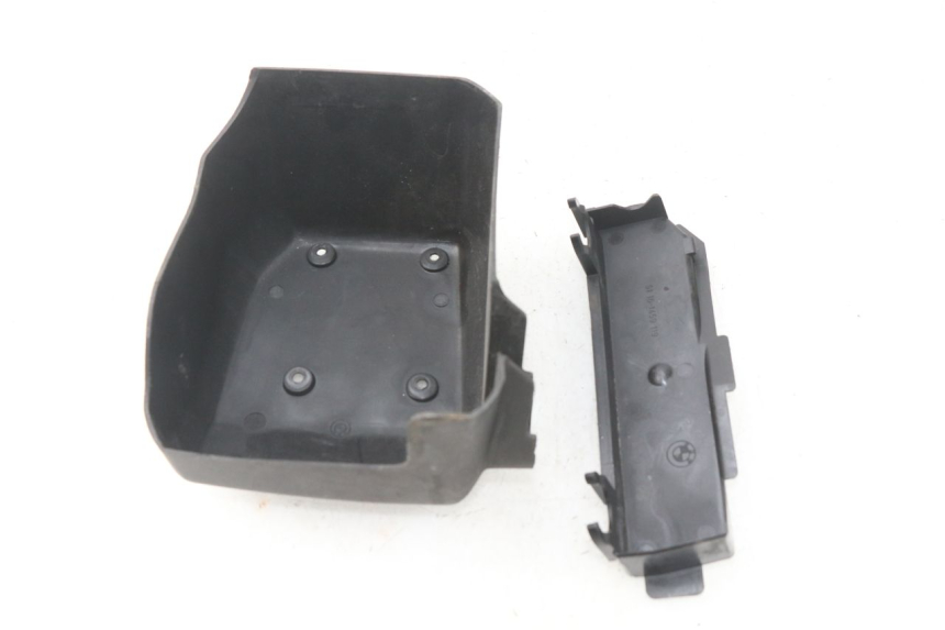 photo de TAPA BMW K100 1000 (1982 - 1990) - Detalles de los puntos de fijación