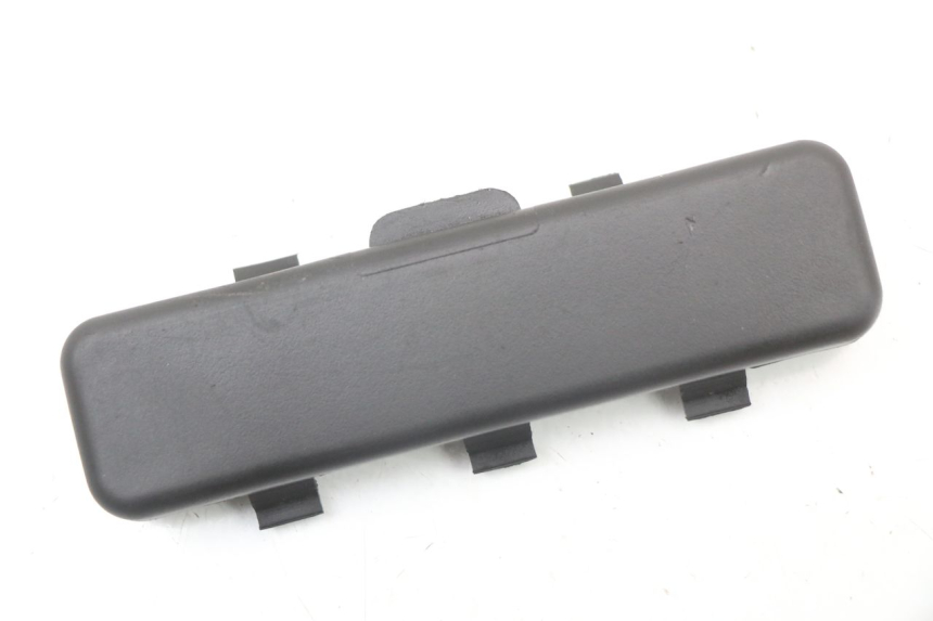 photo de TAPA PEUGEOT KISBEE 2T 50 (2018 - 2022) - Vista principal