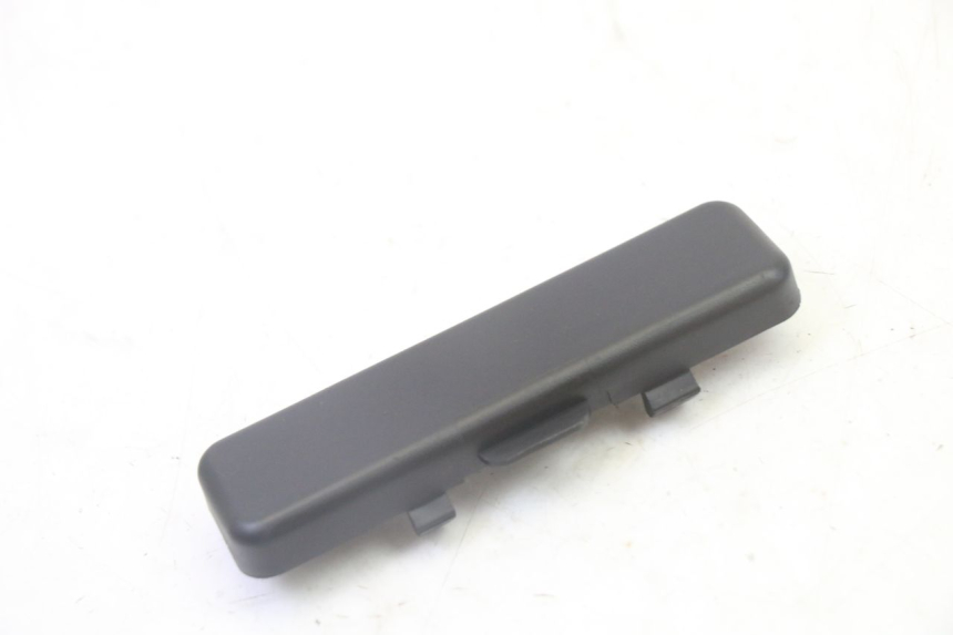 photo de TAPA DE INSPECCIÓN PEUGEOT KISBEE 2T 50 (2010 - 2017) - Zoom estado de uso