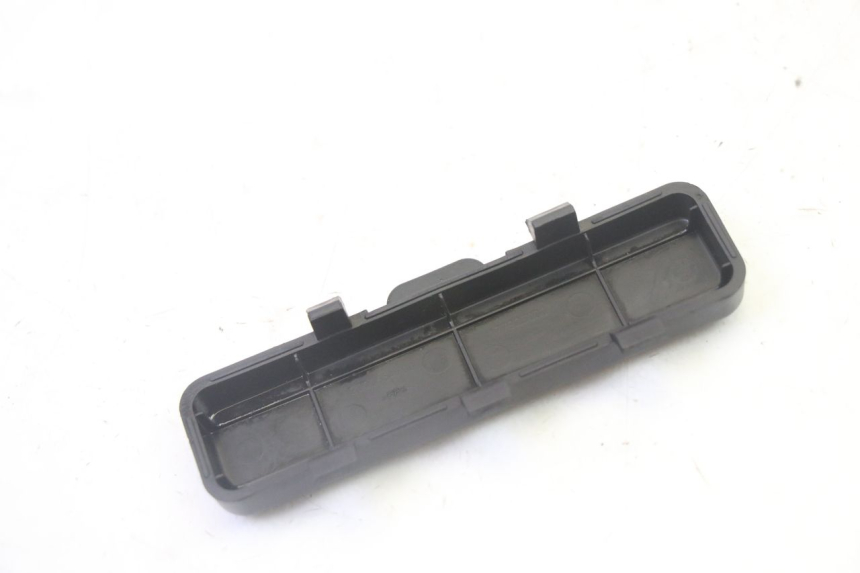 photo de TAPA DE INSPECCIÓN PEUGEOT KISBEE 2T 50 (2010 - 2017) - Otra perspectiva