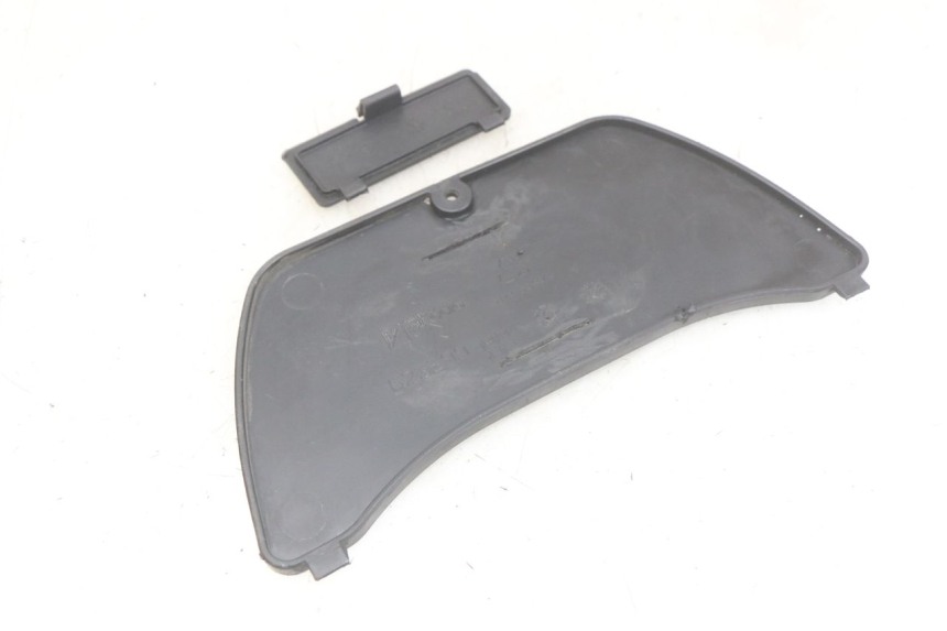 photo de TAPA DE INSPECCIÓN PIAGGIO MP3 LT 400 (2007 - 2012) - Zoom estado de uso