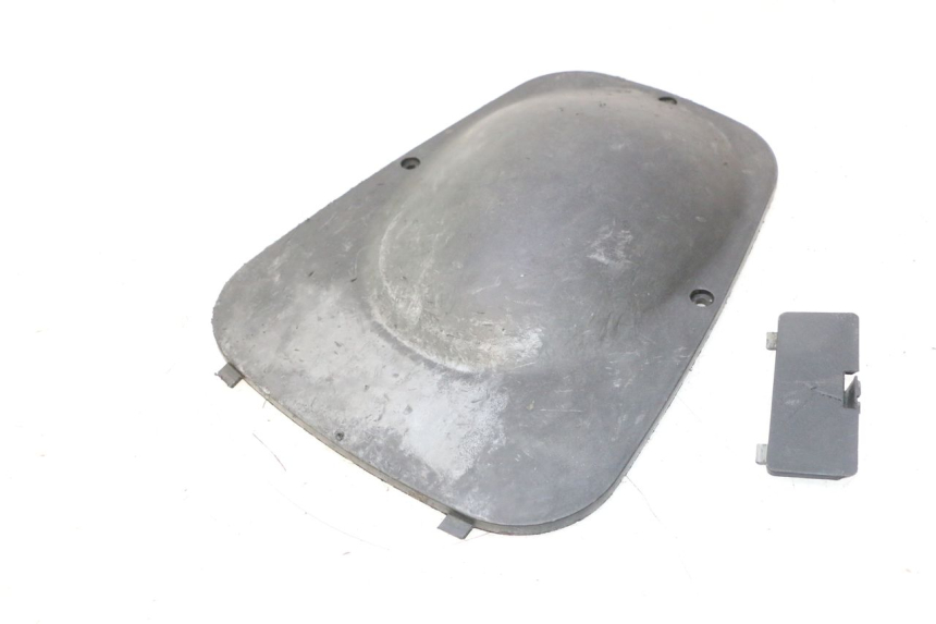 photo de TAPA DE INSPECCIÓN PIAGGIO MP3 125 (2006 - 2014) - Otra perspectiva