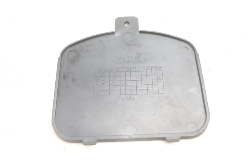 photo de TAPA RAZZO QTR 50 (2011 - 2018) - Zoom estado de uso