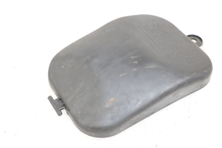 photo de Trampilla de inspección TNT MOTOR ROMA 10' 4T 50 (2019 - 2022) - Zoom estado de uso