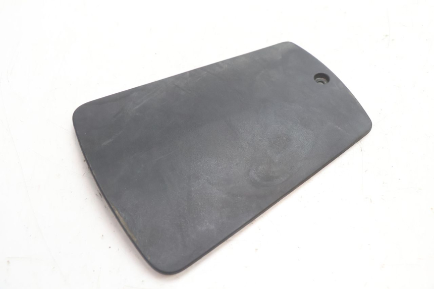 photo de TAPA PEUGEOT SPEEDFIGHT LC 50 (1996 - 2002) - Detalle de la pieza
