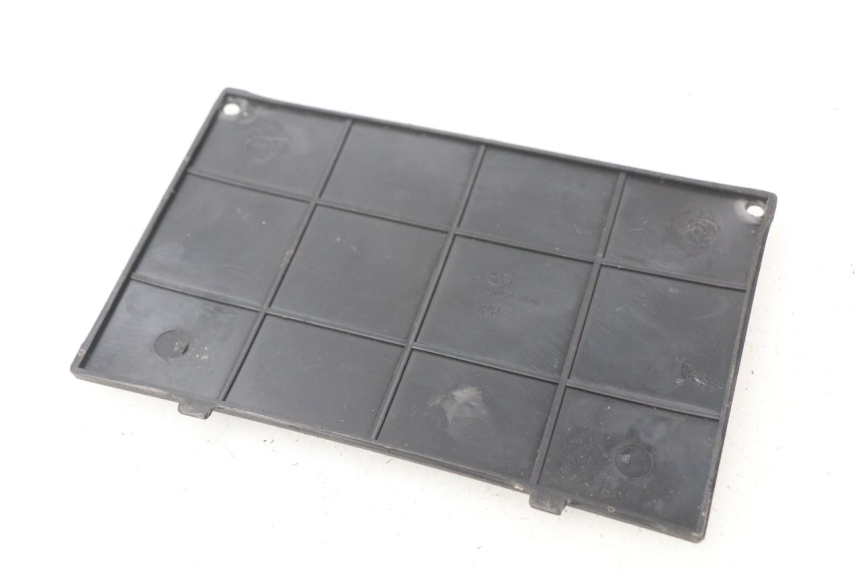 photo de TAPA RAZZO STEED 125 (2012 - 2018) - Detalle de la pieza