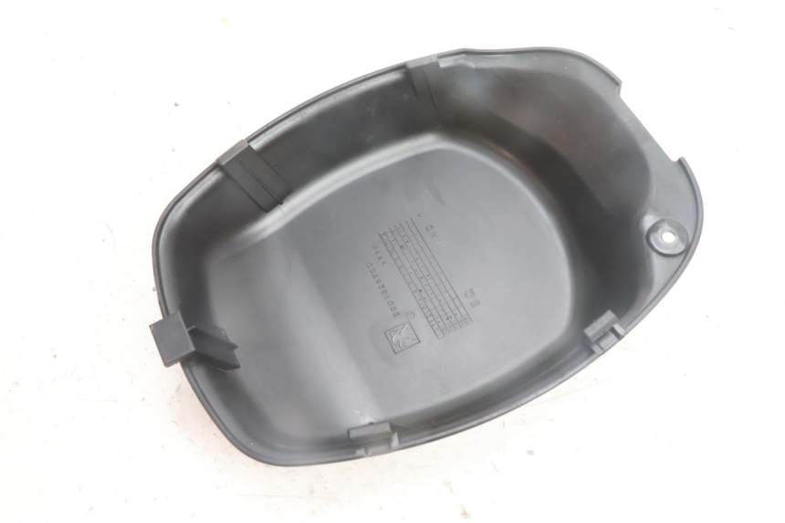 photo de TAPA PEUGEOT STREETZONE NAKED 2T 50 (2014 - 2018) - Zoom estado de uso