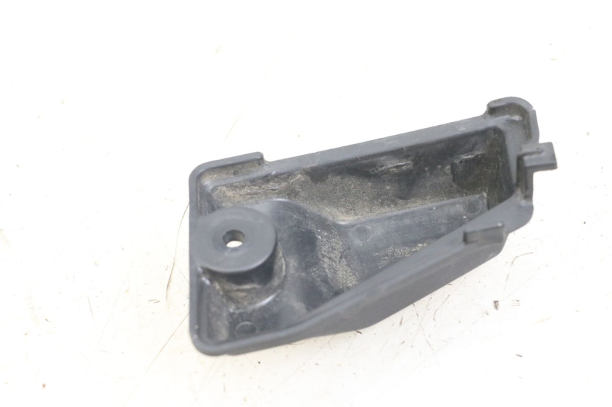 photo de TAPA DE INSPECCIÓN KAWASAKI VERSYS ABS 650 (2015 - 2018) - Detalle de la pieza