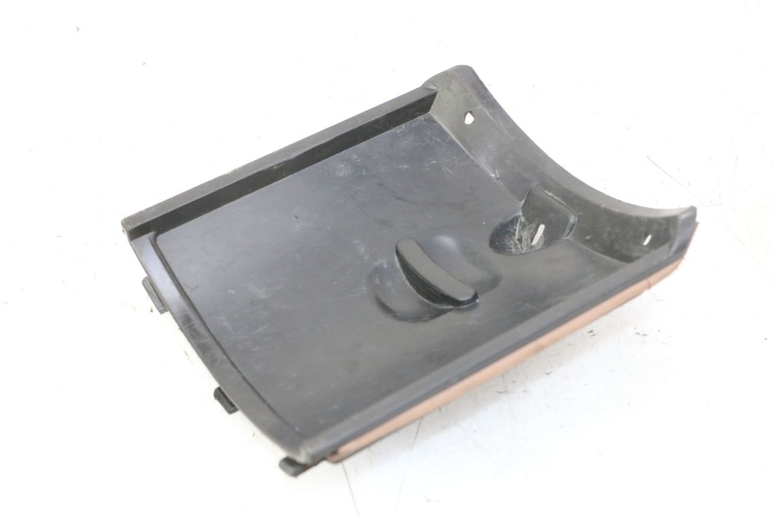 photo de TAPA PEUGEOT VIVACITY NEW 4T 50 (2008 - 2017) - Otra perspectiva