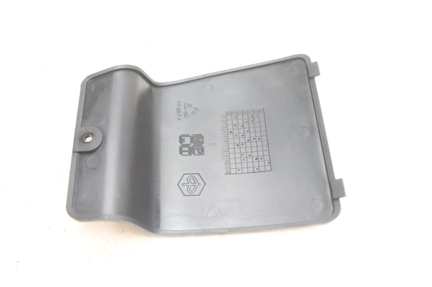 photo de TAPA DE INSPECCIÓN PIAGGIO X9 EVOLUTION 125 (2003 - 2007) - Vista general del producto