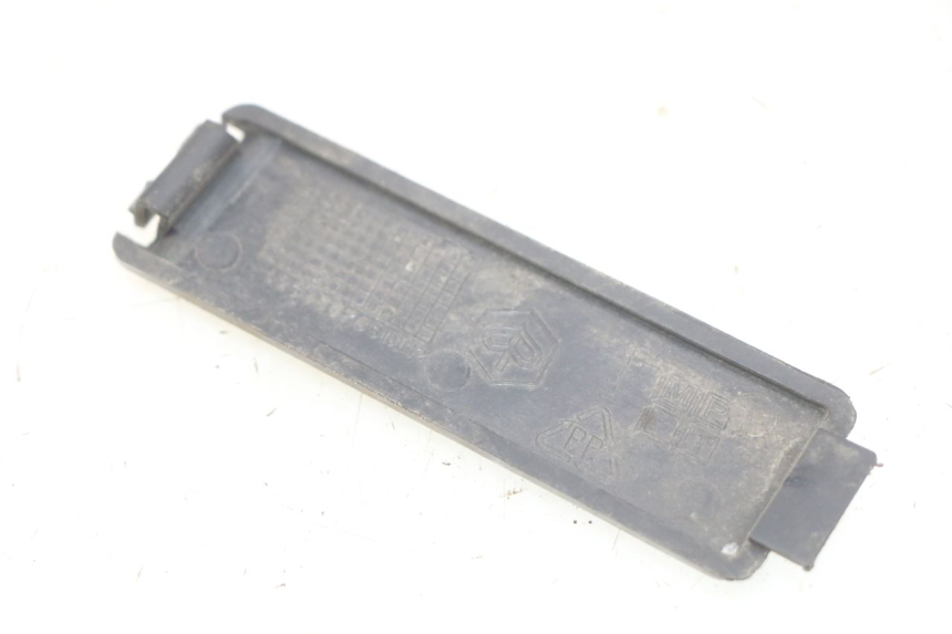 photo de TAPA DE INSPECCIÓN PIAGGIO X9 125 (2000 - 2003) - Detalle de la pieza