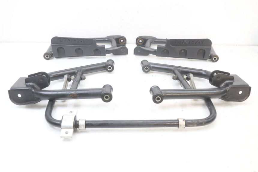 photo de BRAZO DE CONTROL TRASERO HYTRACK HY S 4X4 410 (2013 - 2016) - Primer plano de alta resolución