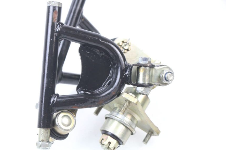 photo de BRAZO OSCILANTE DELANTERO CHINESE QUAD ENFANT ATV PUMA 50 - Vista general del producto