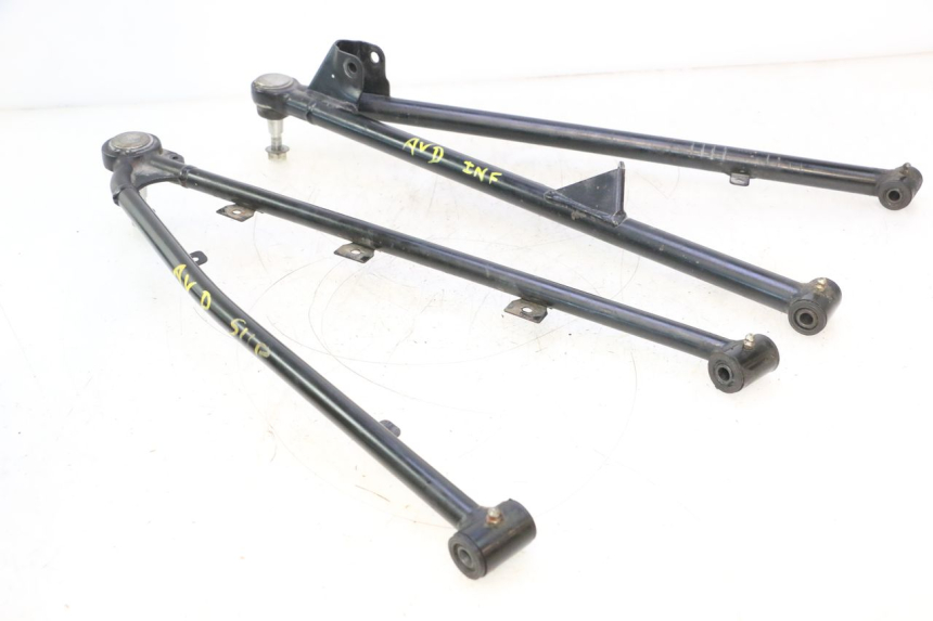 photo de BRAZO OSCILANTE DELANTERO CAN-AM SPYDER RS 1000 (2008 - 2012) - Características distintivas