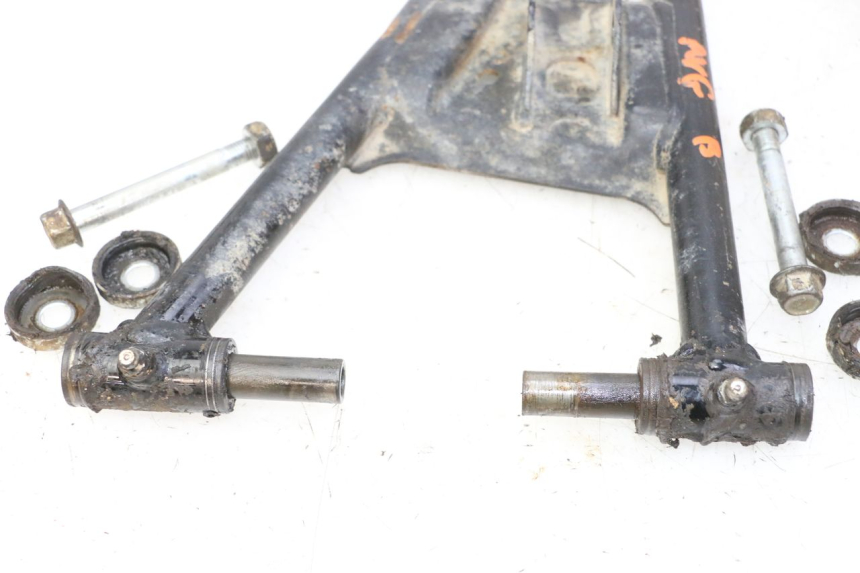 photo de BRAZO OSCILANTE DELANTERO YAMAHA YFM R RAPTOR 250 (2008 - 2014) - Ángulo de visión alternativo