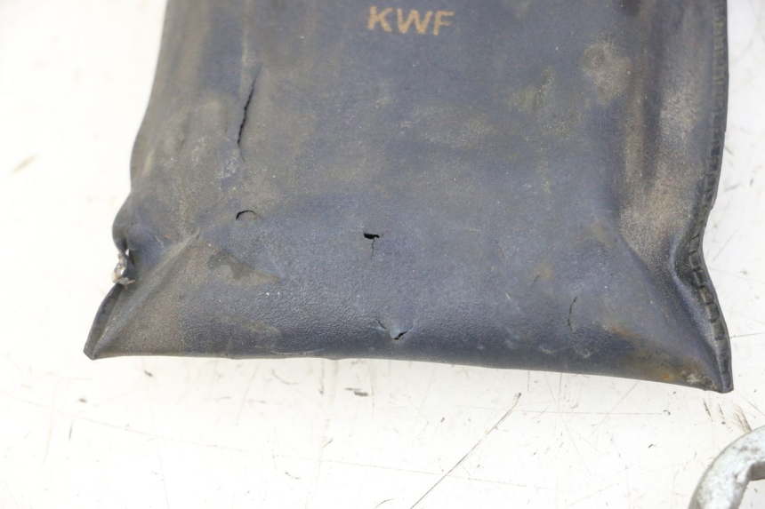 photo de JUEGO HERRAMIENTAS HONDA CBF 125 (2009 - 2015) - Marcados y referencias originales